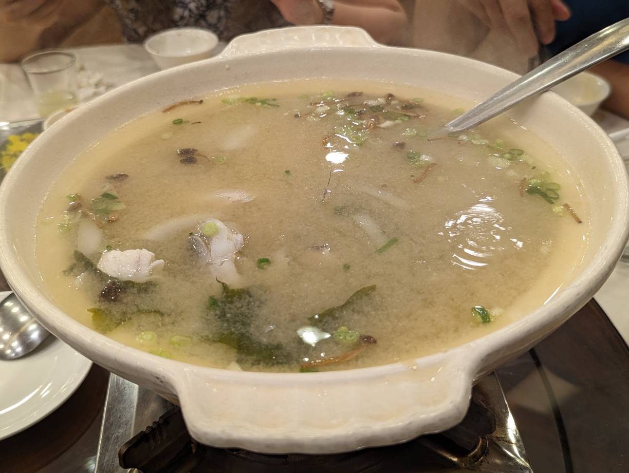 滿料的魚湯