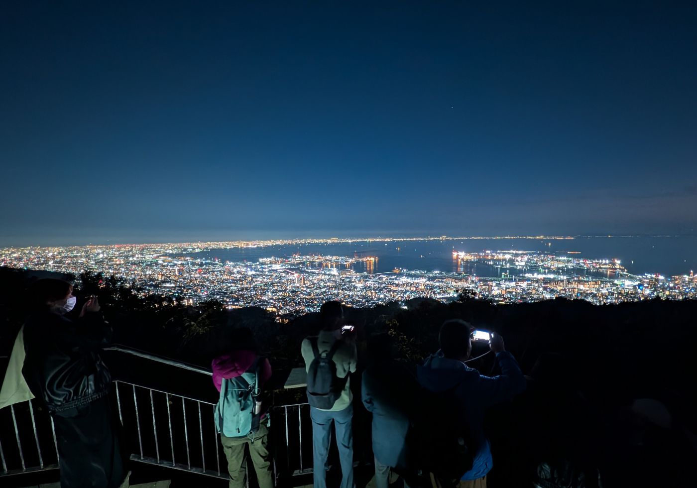 【日本景點】享受神戶燈火，日本三大夜景之一的摩耶山掬星台