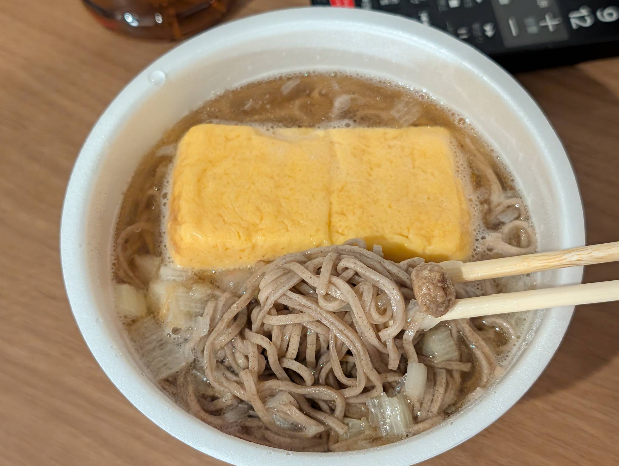 泡麵+玉子燒，舒服