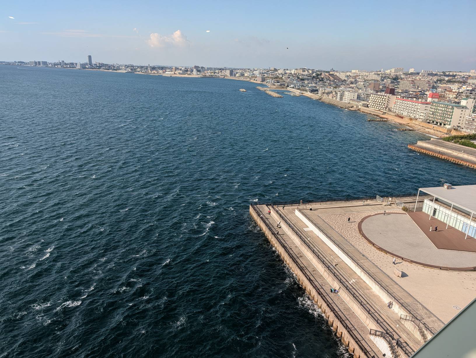 舞子海上步道景色