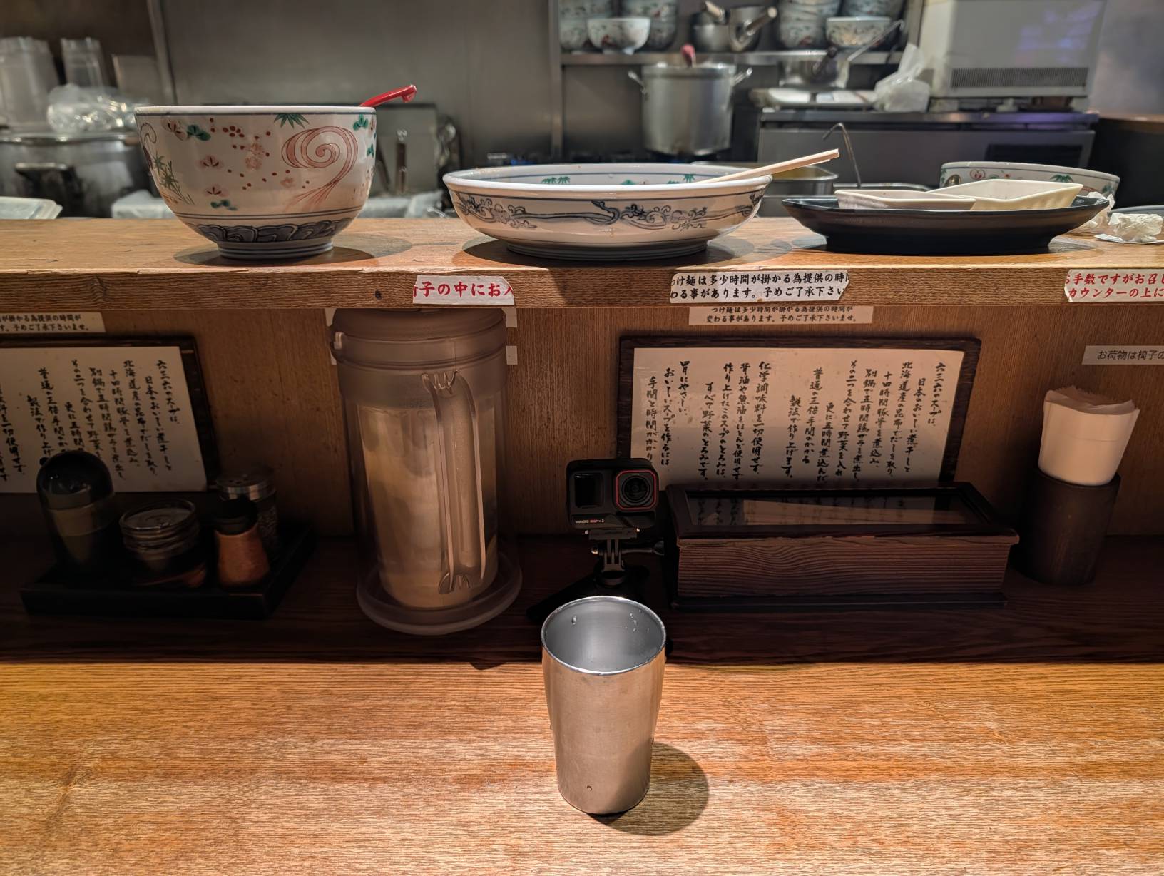 等待餐點中