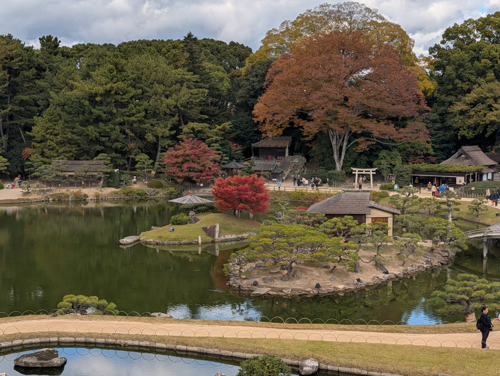 【日本旅遊】神戶姬路岡山自由行，溫差極大的賞楓之旅