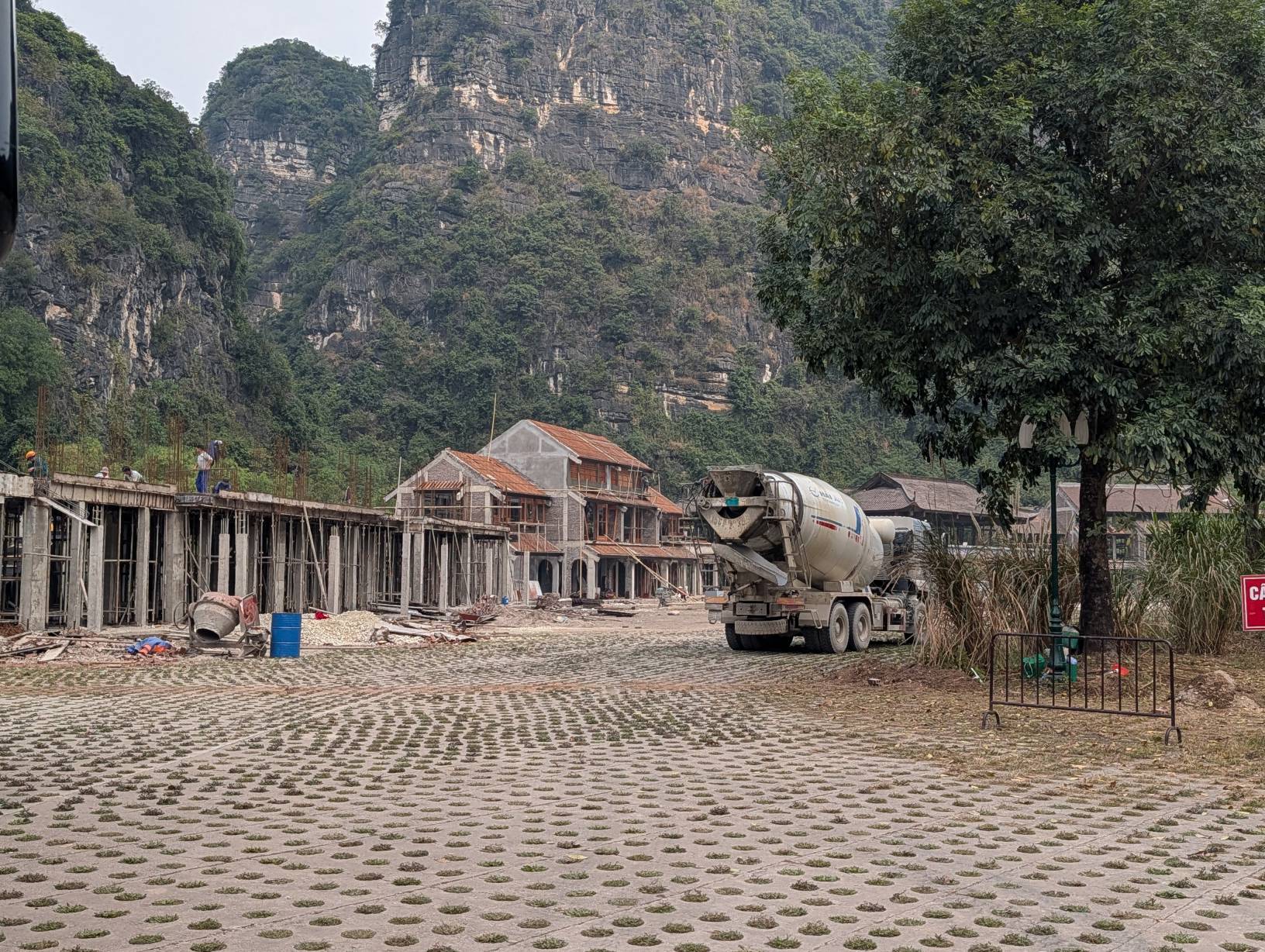 還在施工的地方