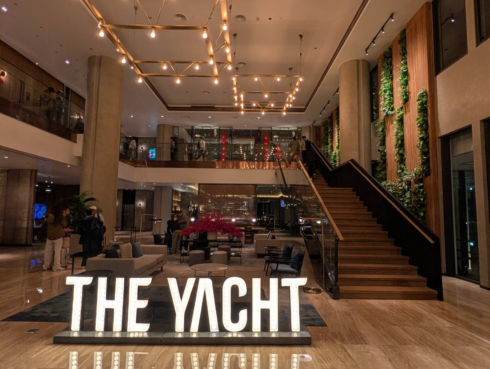 【晚餐】The Yacht Hotel by DC