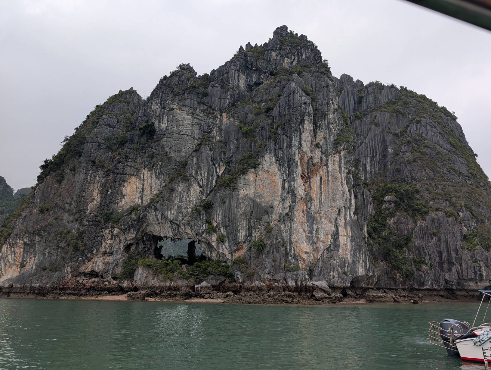 【越南旅遊】北越下龍灣 - 享受自然美景的跟團五日遊