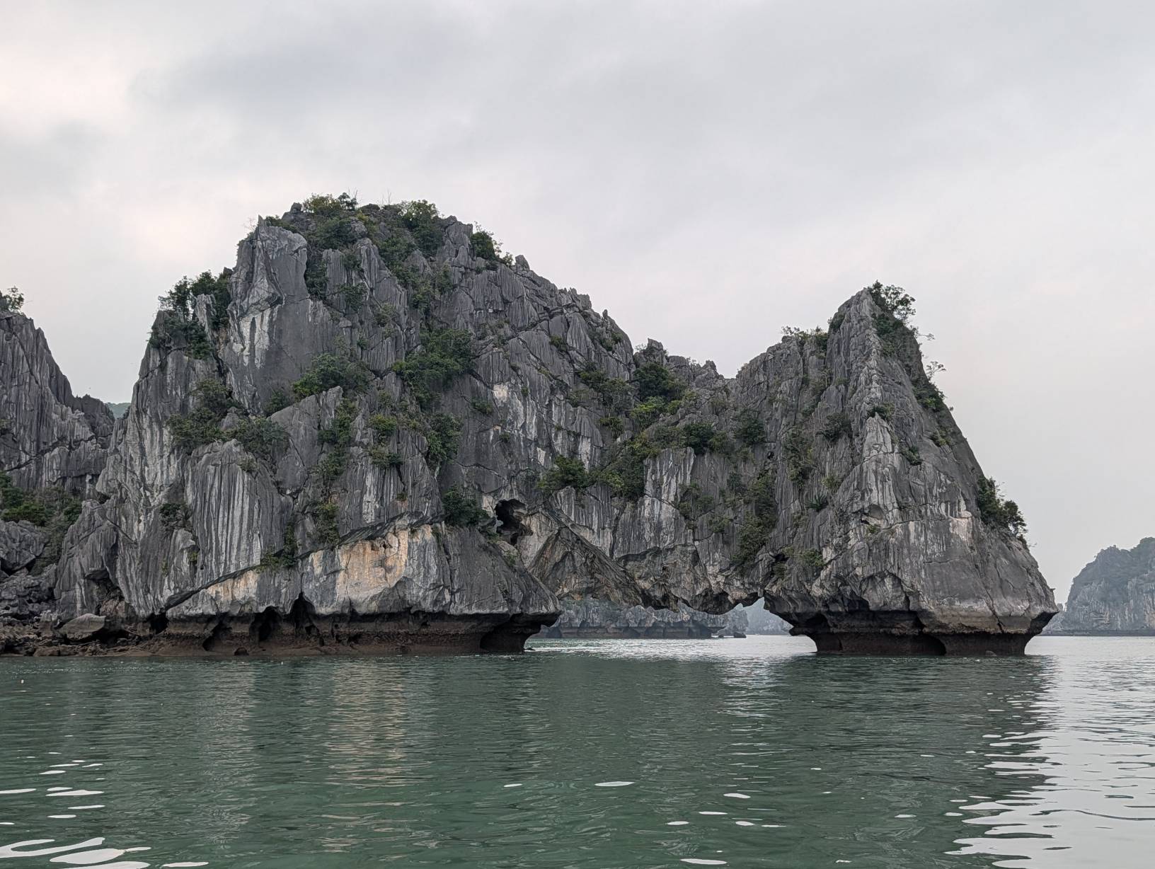 【越南旅遊】北越下龍灣 - 享受自然美景的跟團五日遊