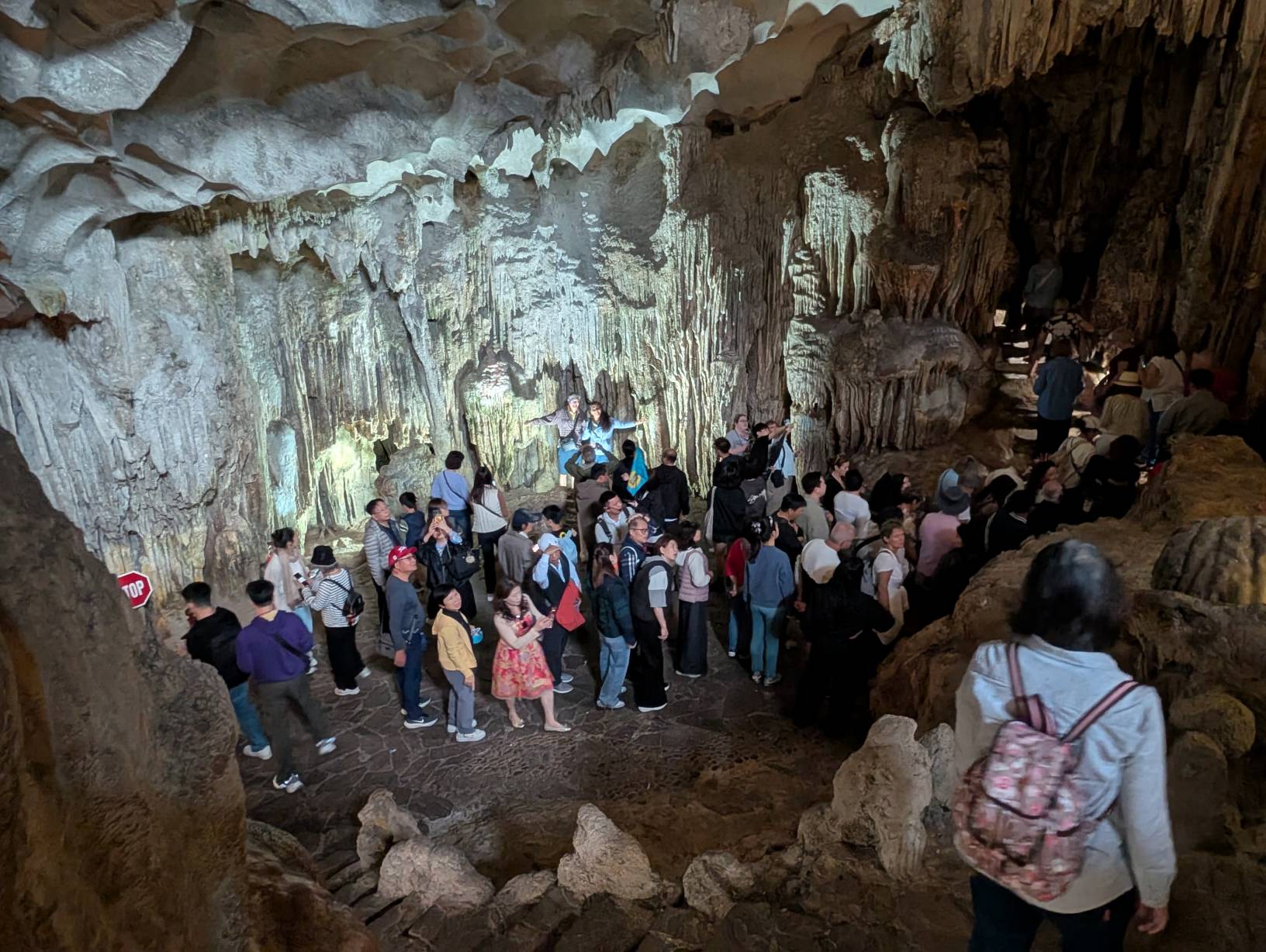 【越南旅遊】北越下龍灣 - 享受自然美景的跟團五日遊