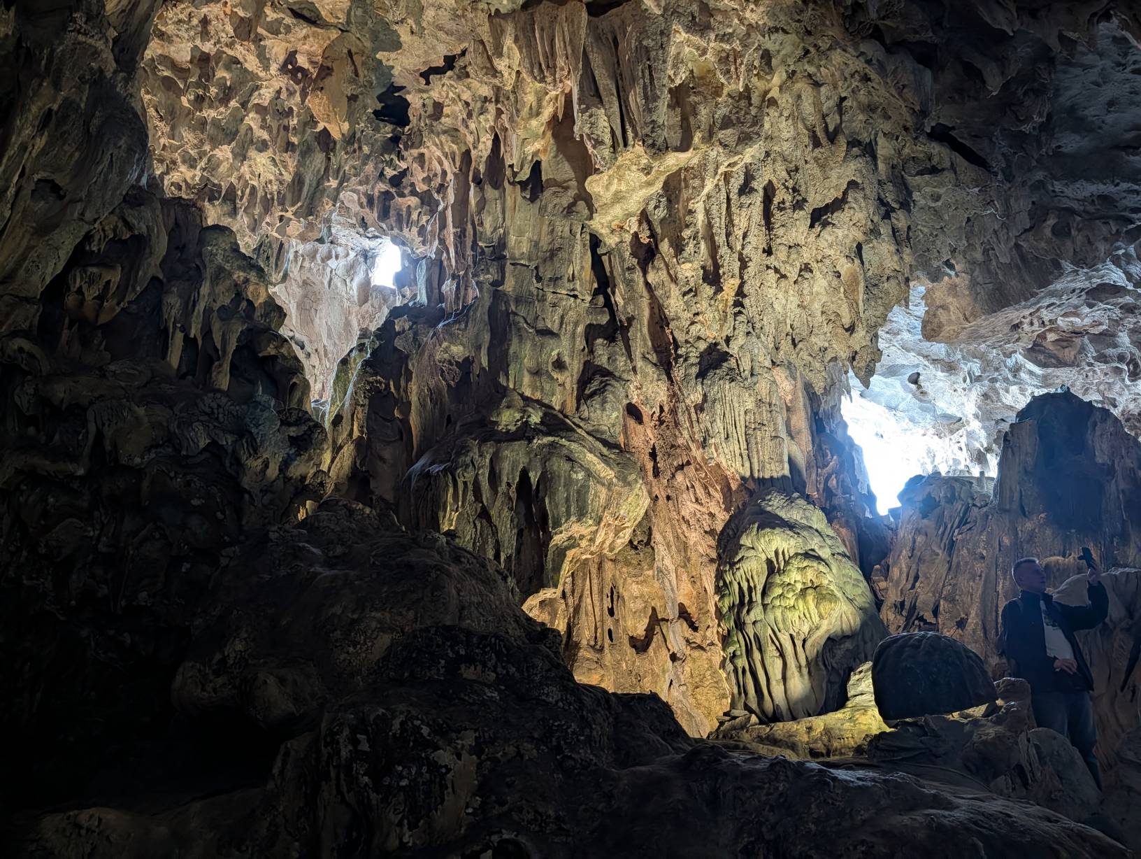 【越南旅遊】北越下龍灣 - 享受自然美景的跟團五日遊