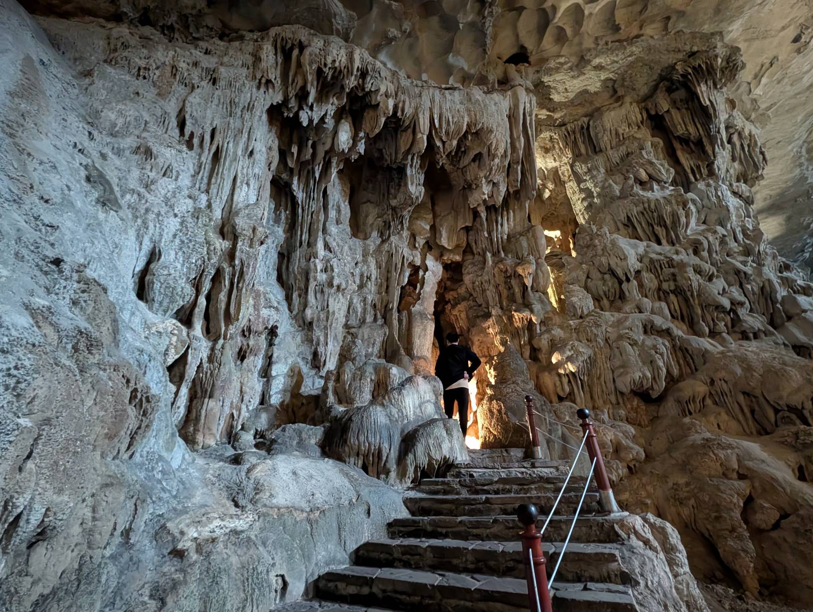 【越南旅遊】北越下龍灣 - 享受自然美景的跟團五日遊