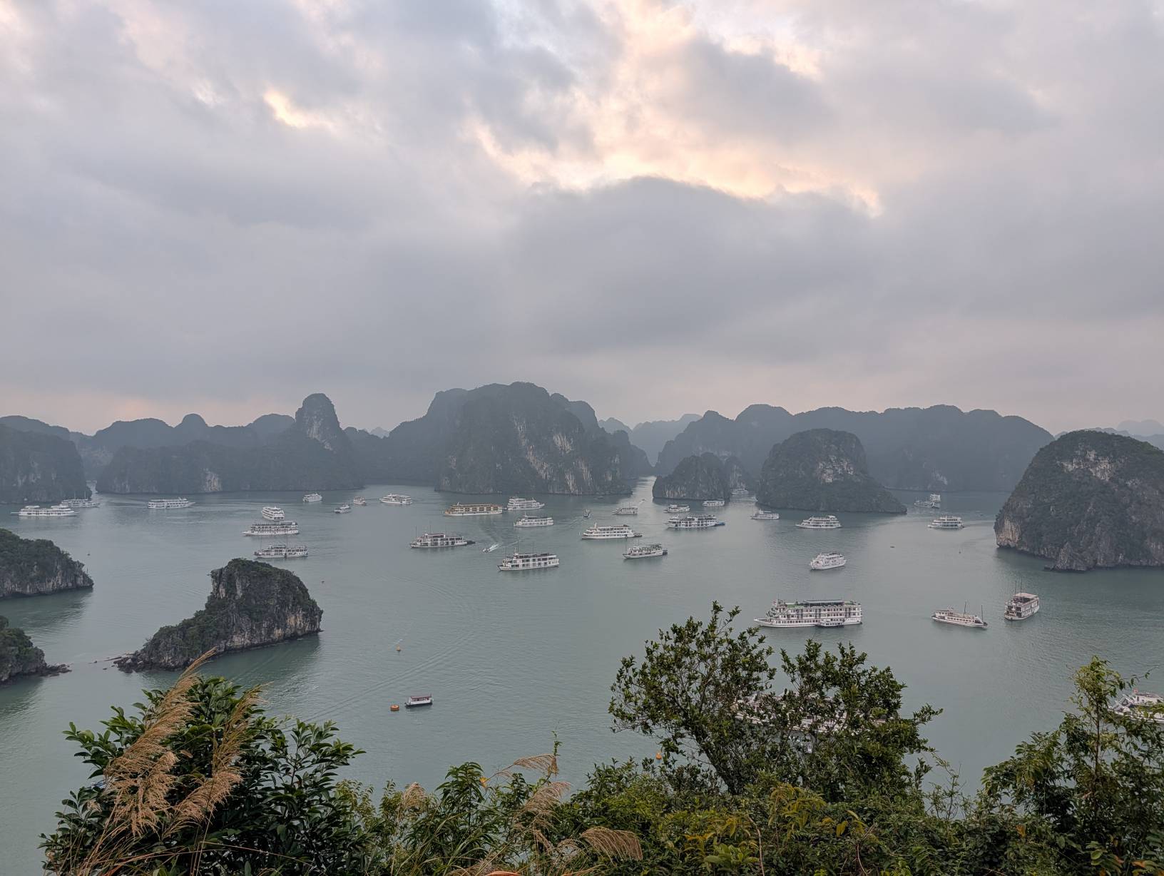 山頂的景色