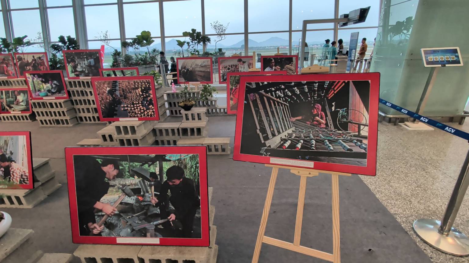 機場的畫展