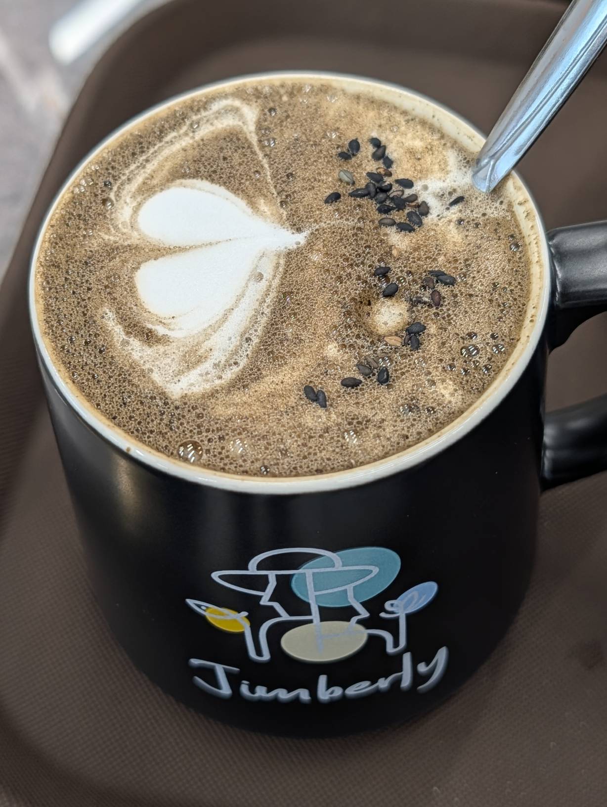 熱黑芝麻拿鐵